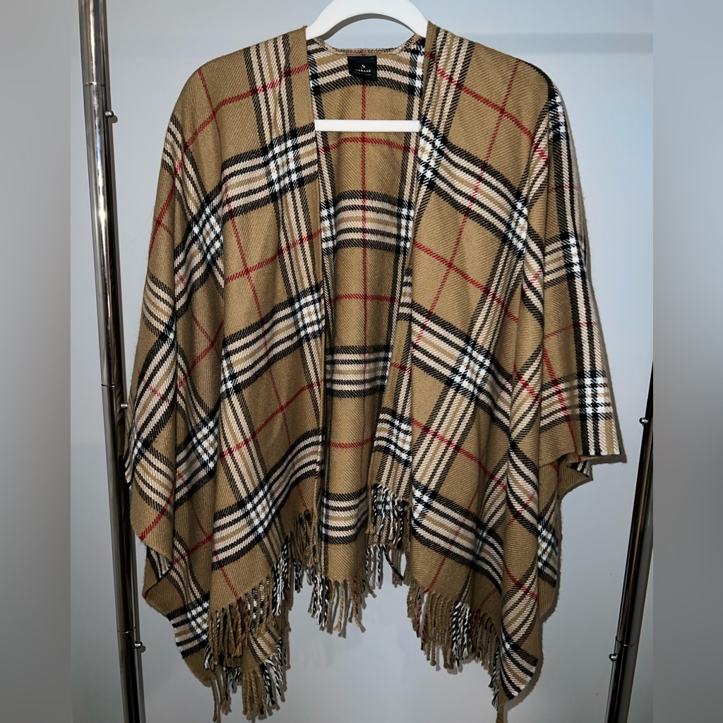 Checkered Cape